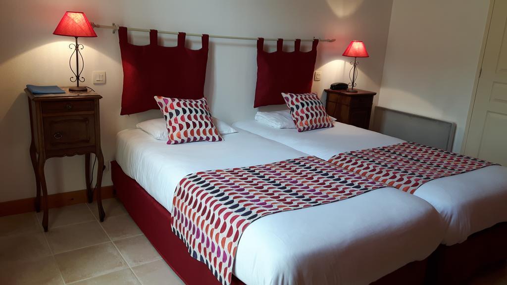 Hotel Du Donjon Aulnay  Zewnętrze zdjęcie