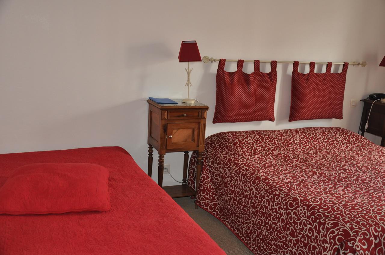 Hotel Du Donjon Aulnay  Zewnętrze zdjęcie